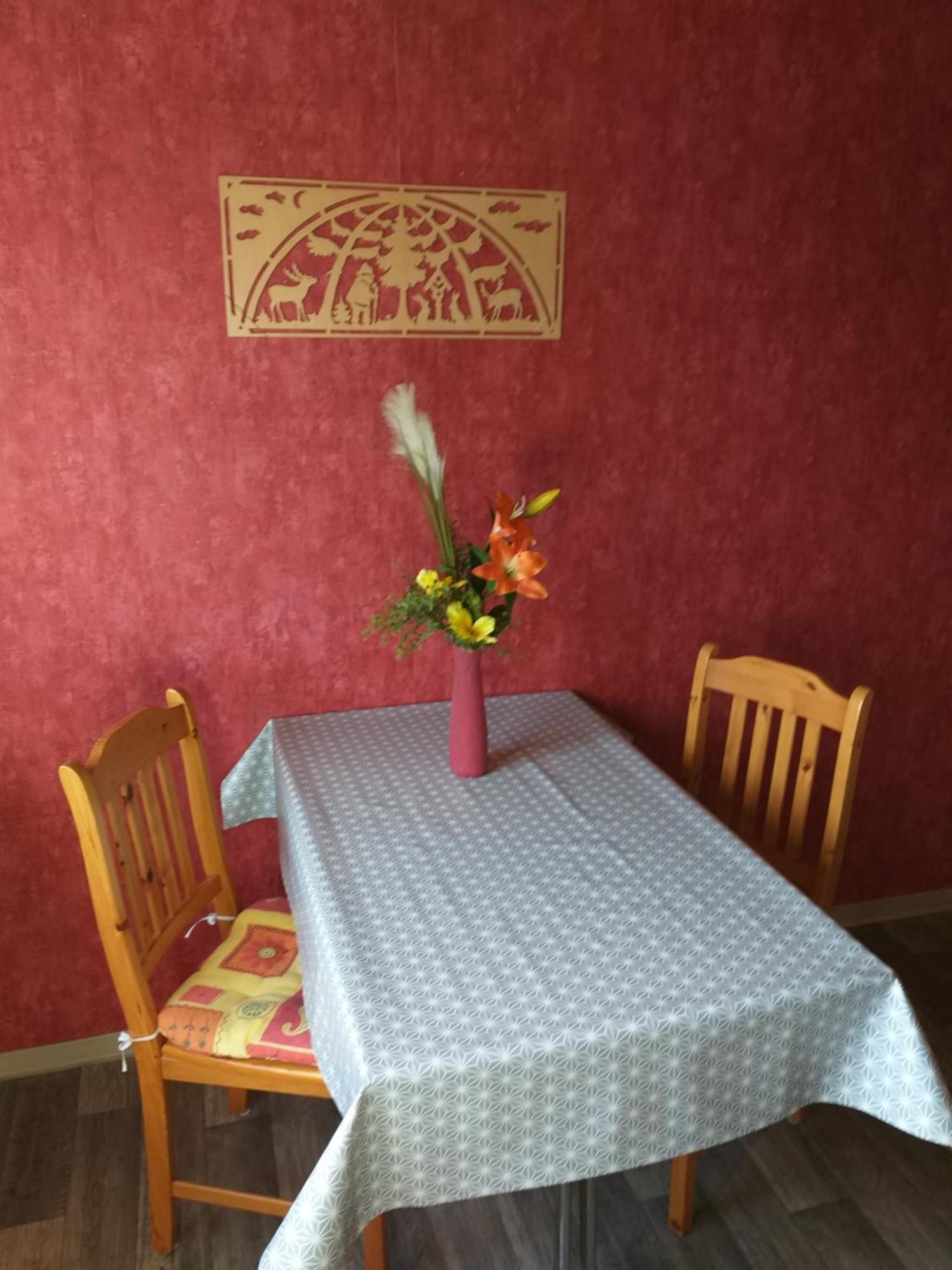 Apartment Zwei Schlafzimmer- Betten In Komforthoehe Baumholder Ngoại thất bức ảnh