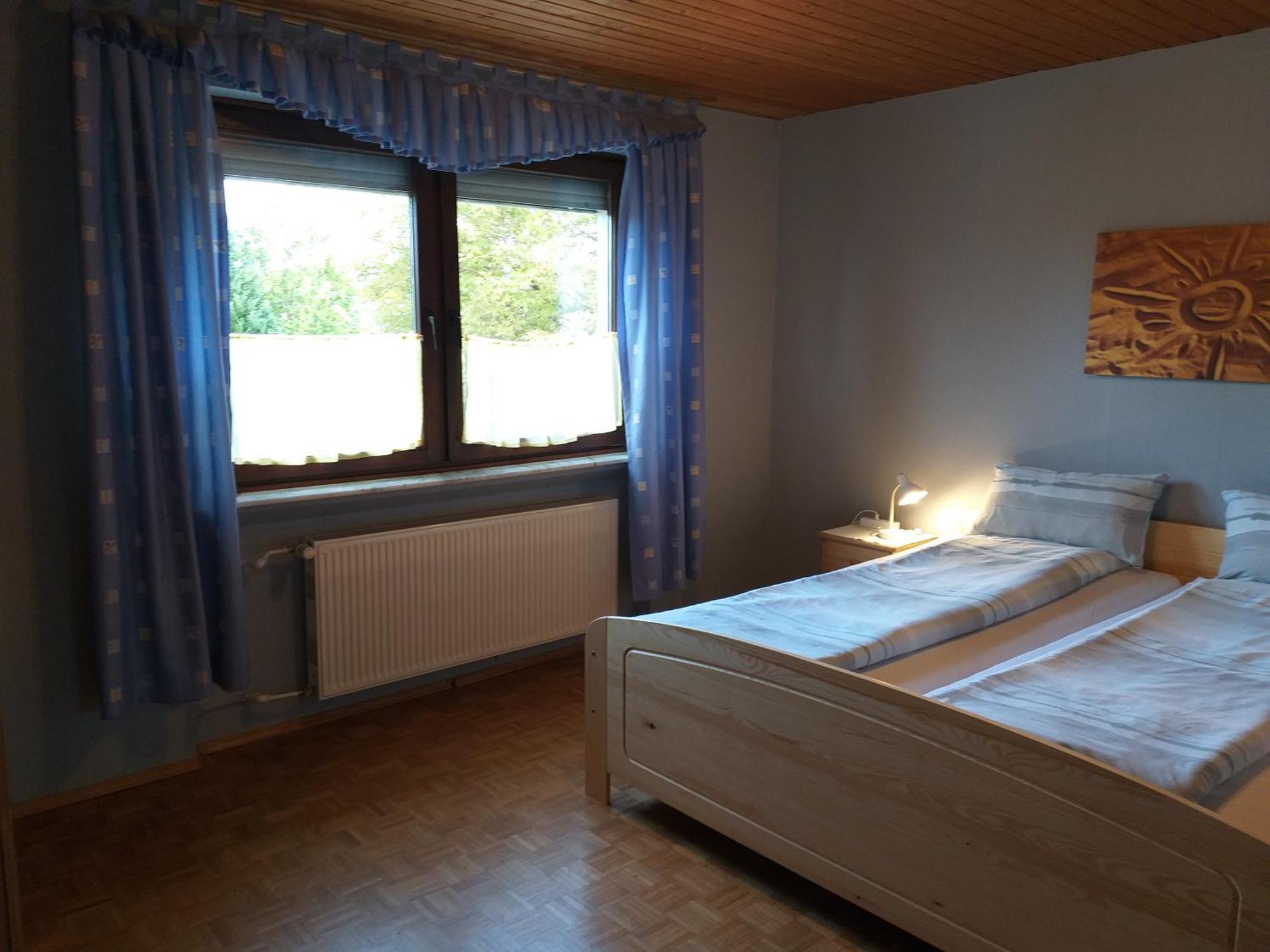 Apartment Zwei Schlafzimmer- Betten In Komforthoehe Baumholder Ngoại thất bức ảnh